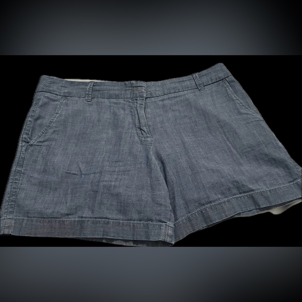 J. CREW Chambray Blue 5” Shorts Size 10 zip fly belt loops 4 pocket 100% cotton